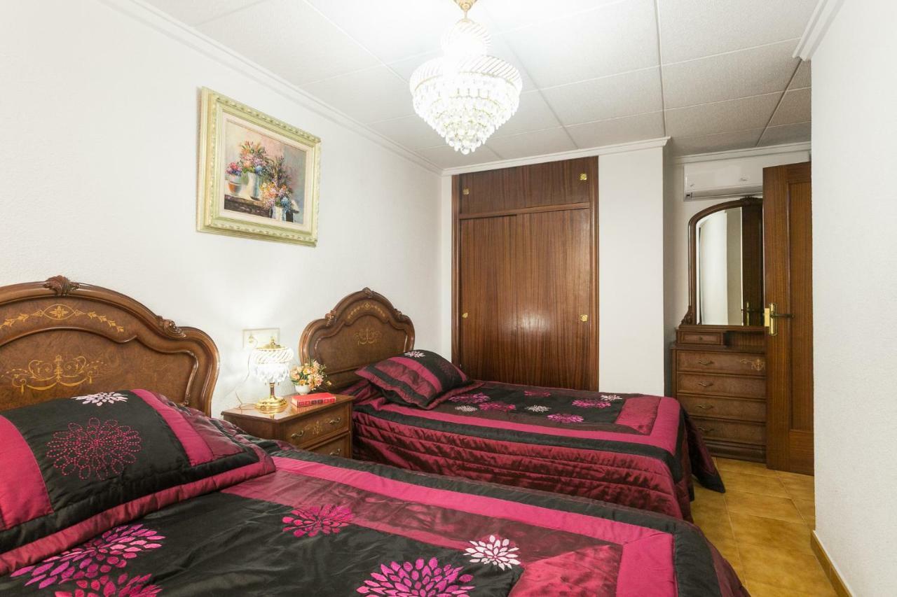 Appartement Playa 500m Y Centro Pueblo 600m, Piscina, 4 Clim, 2 Parkings