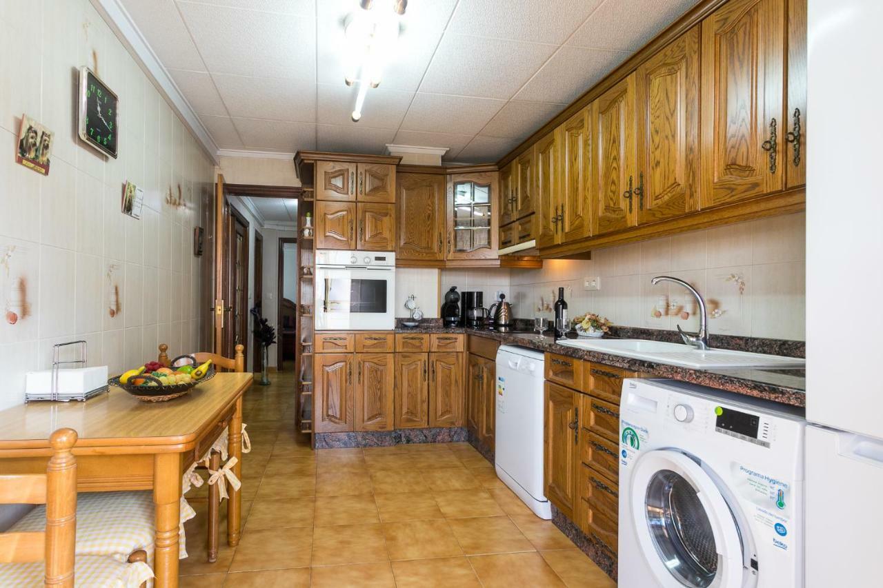 Playa Y Pueblo Con 2 Parkings Apartamento